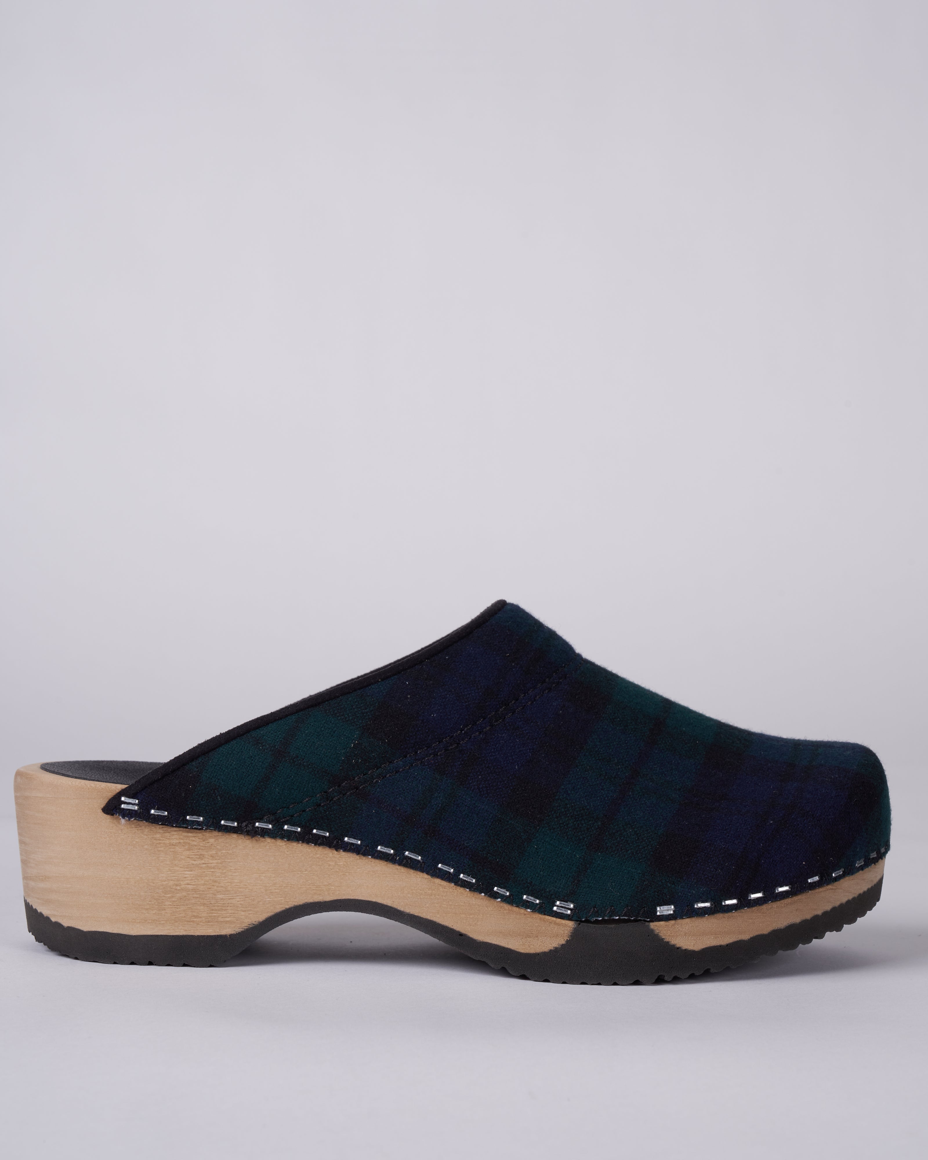 magnafied, 1041 wooden clog bottom w/ wool upper - black watch tartan