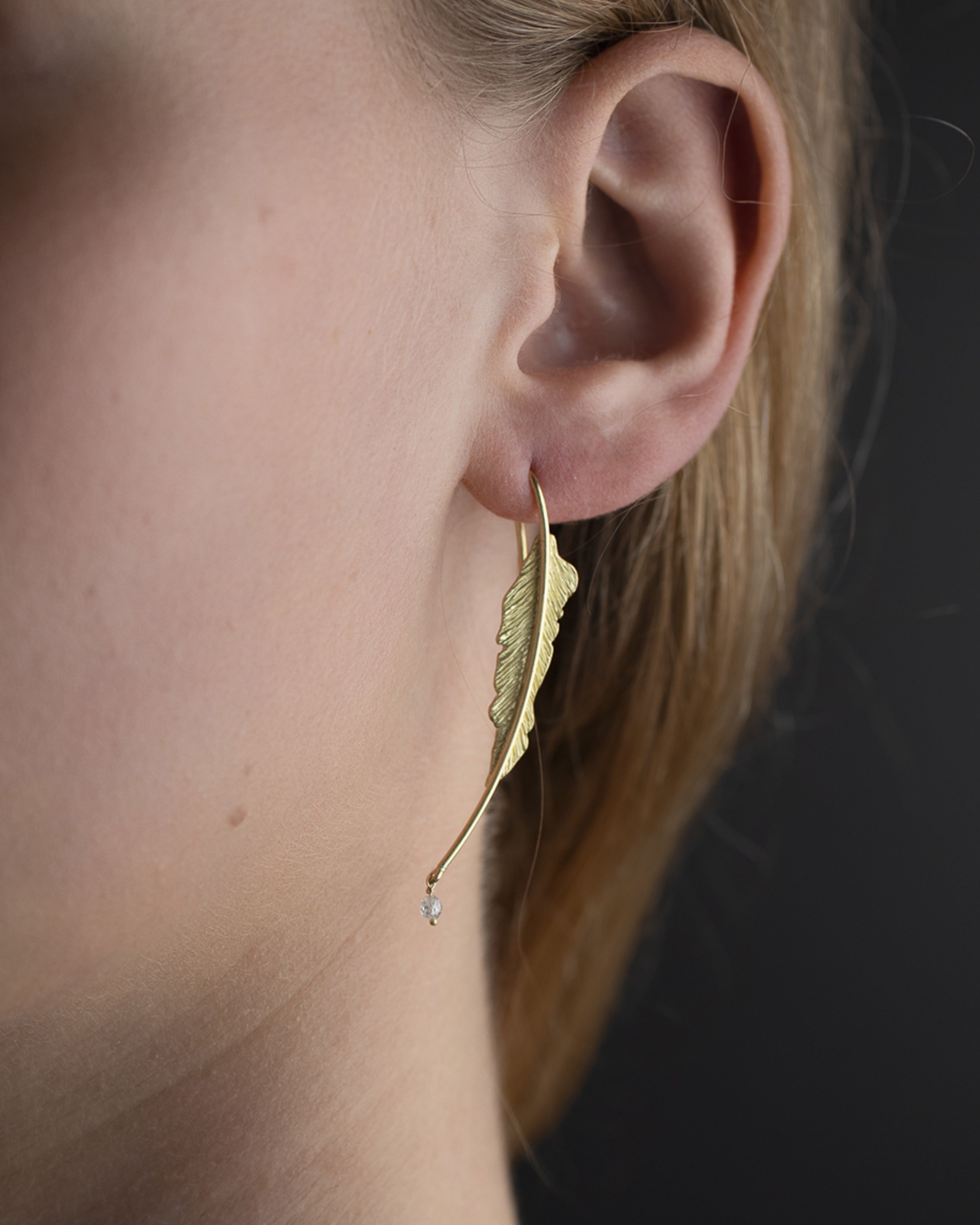 lene vibe, 18k gold feather earrings with diamond beads