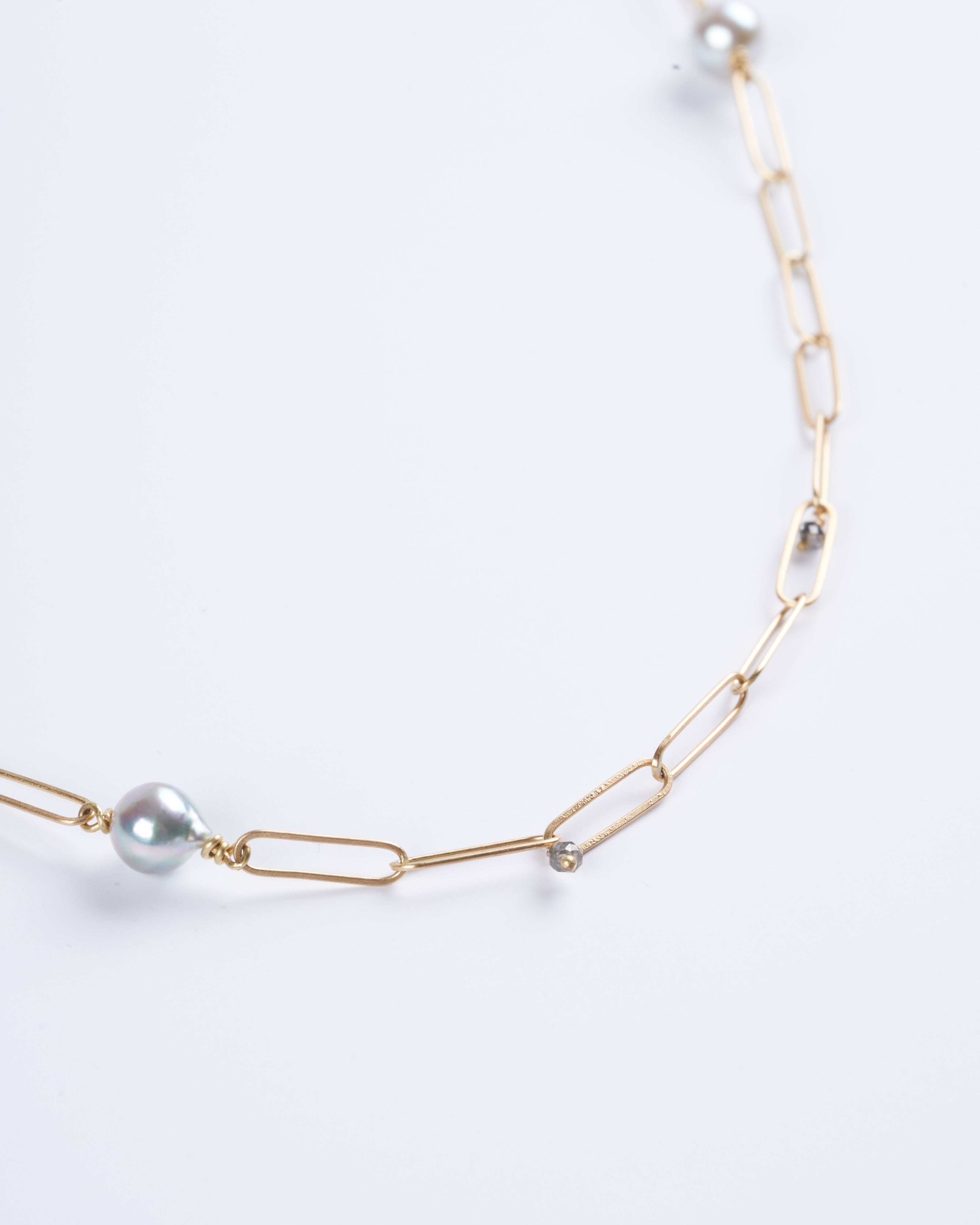 lene vibe, 18k yellow gold popsicle chain with akoya pearls and diamonds