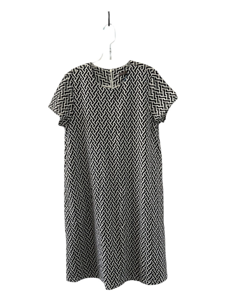 J Mclaughlin, J. McLaughlin Size L Black & White Rayon Blend Abstract Cap Sleeve Dress