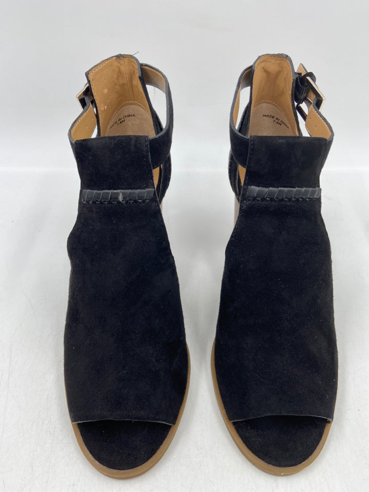 Jack Rogers, Jack Rogers Shoe Size 7.5 Black & Tan Leather Suede Stacked Block Heel Sandals