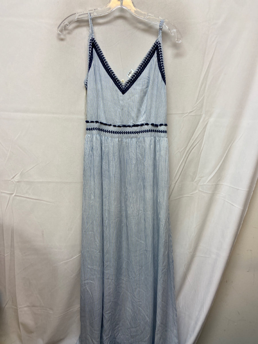 Japna, Japna Size M Blue & White Rayon Striped Embroidered Sleeveless Smocked Dress