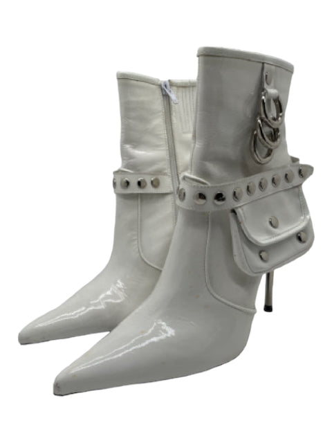 Jeffrey Campbell, Jeffrey Campbell Shoe Size 9 White Leather Pointed Toe Silver Hardware Boots