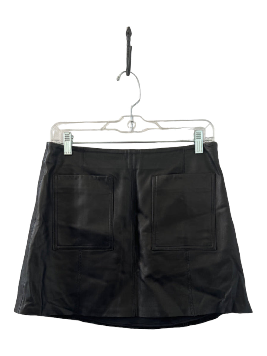 Joie, Joie Size 2 Black Leather Front Pockets Side Zip Mini Skirt