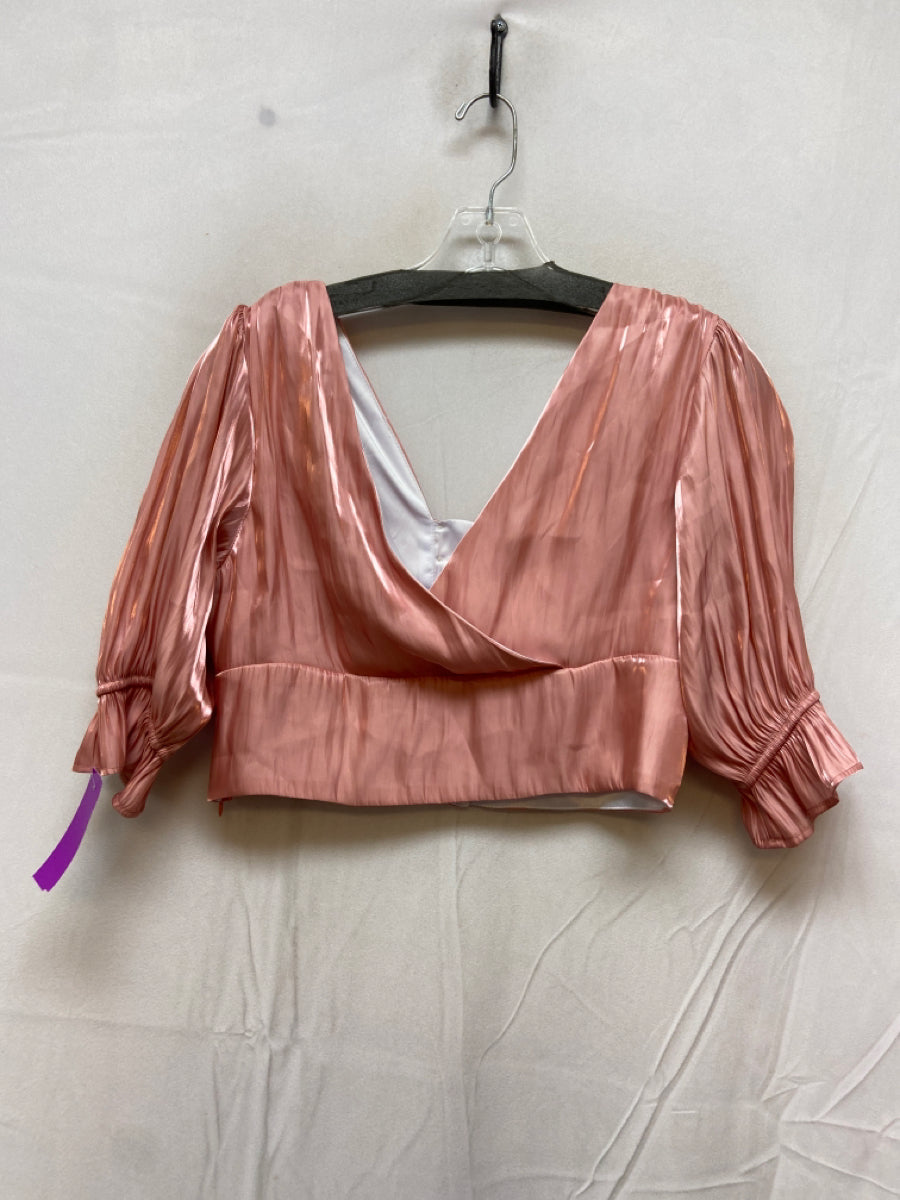 Koch, Koch Size M Pink Polyester Satin Half Sleeve Crop Surplice Top