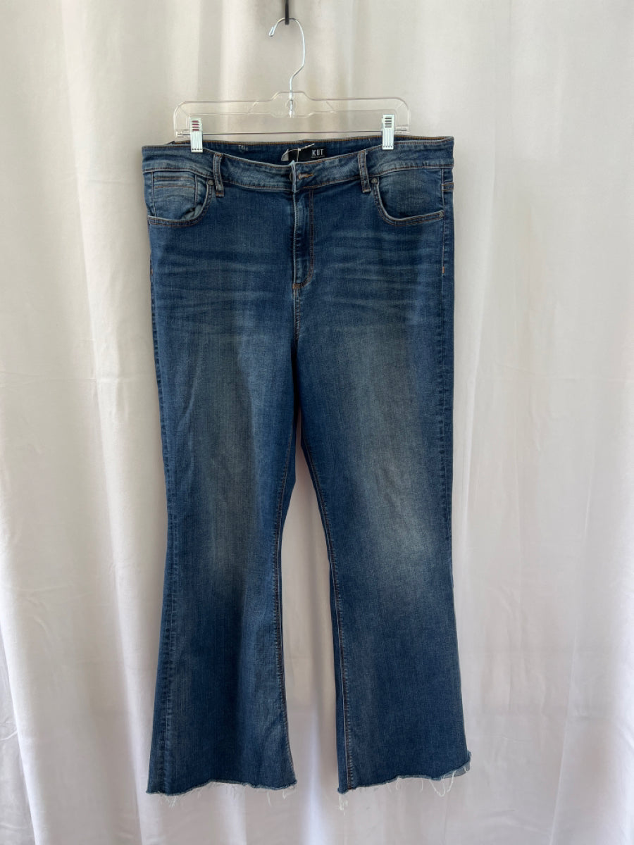 Kut From The Kloth, Kut From The Kloth Size 18 Dark Wash Dialux Cotton Flare Mid Rise Pants