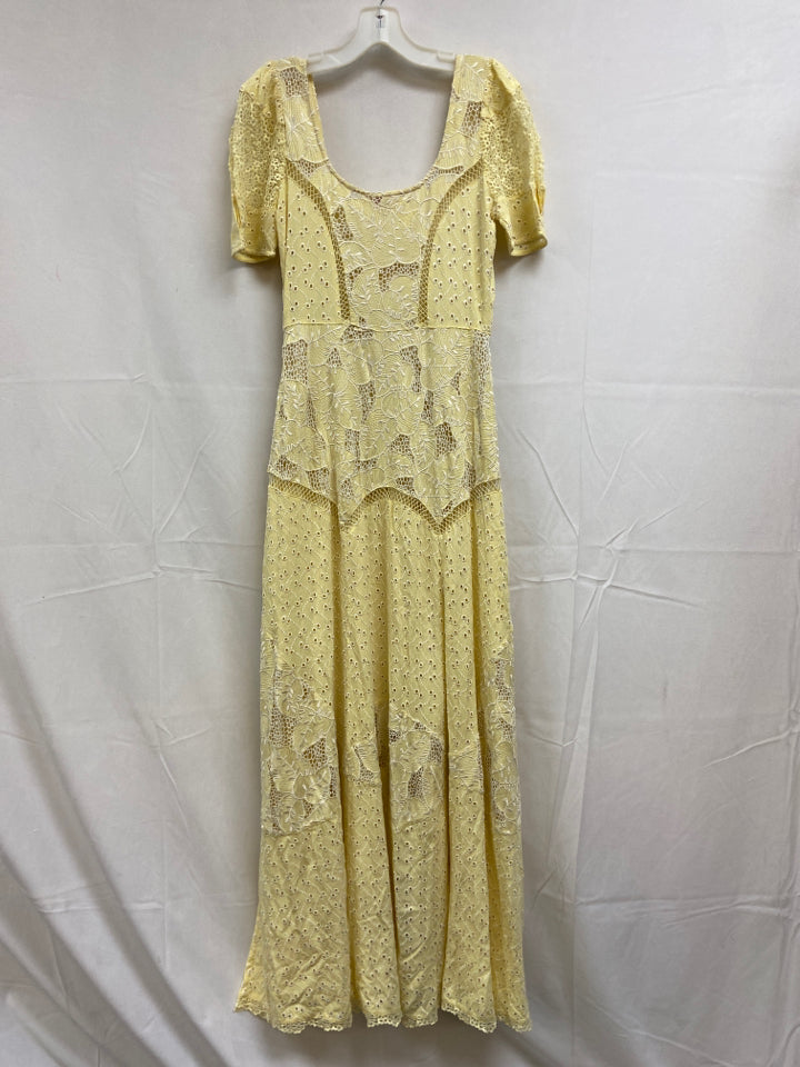 Love Shack Fancy, Love Shack Fancy Size 2 Yellow & White Viscose Eyelet Round Neck Maxi Dress