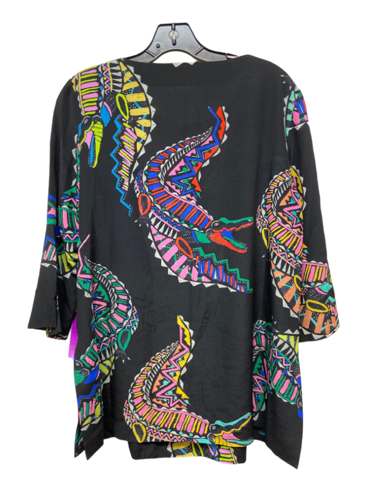 Maison Common, Maison Common Size 40 Black & Multi Silk 3/4 Sleeve Alligator V Neck Top