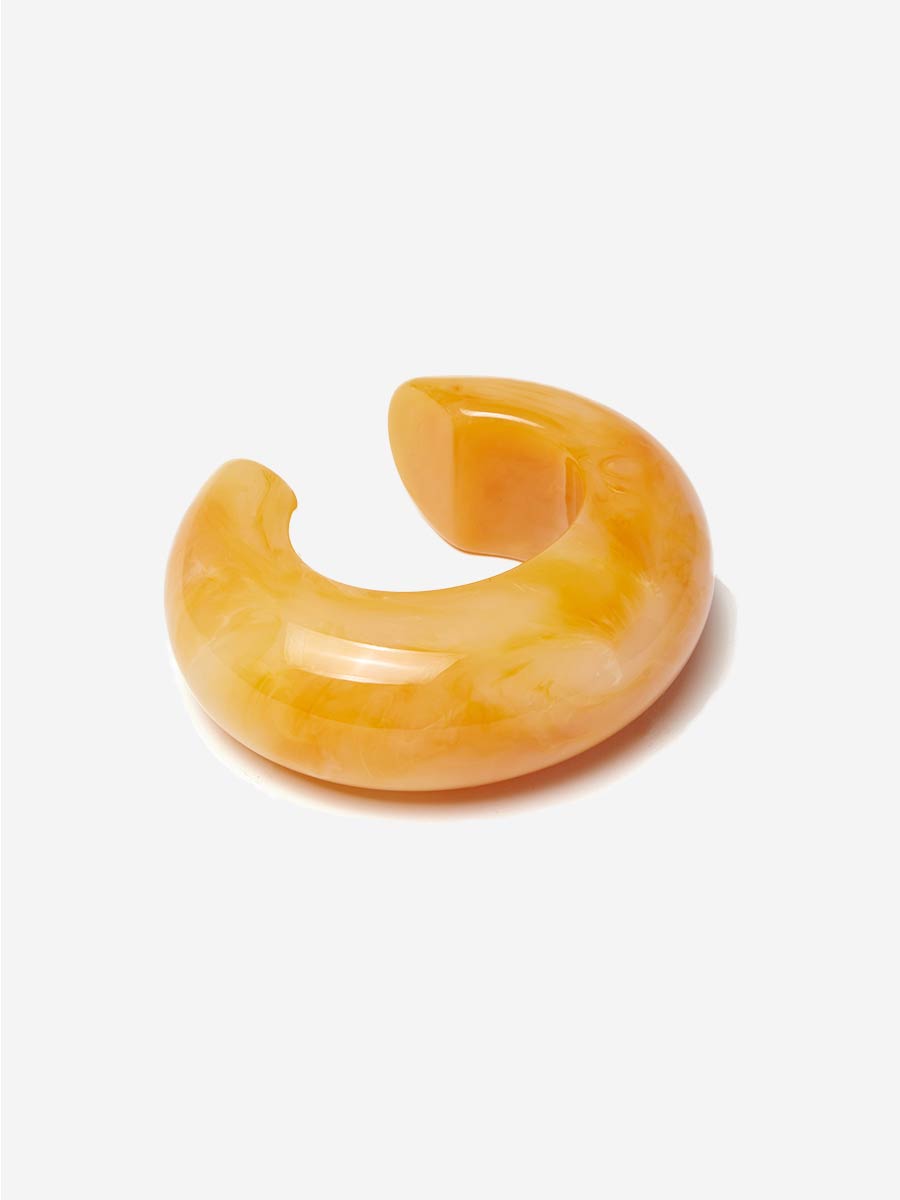 Lizzie Fortunato, arc cuff - marbled apricot