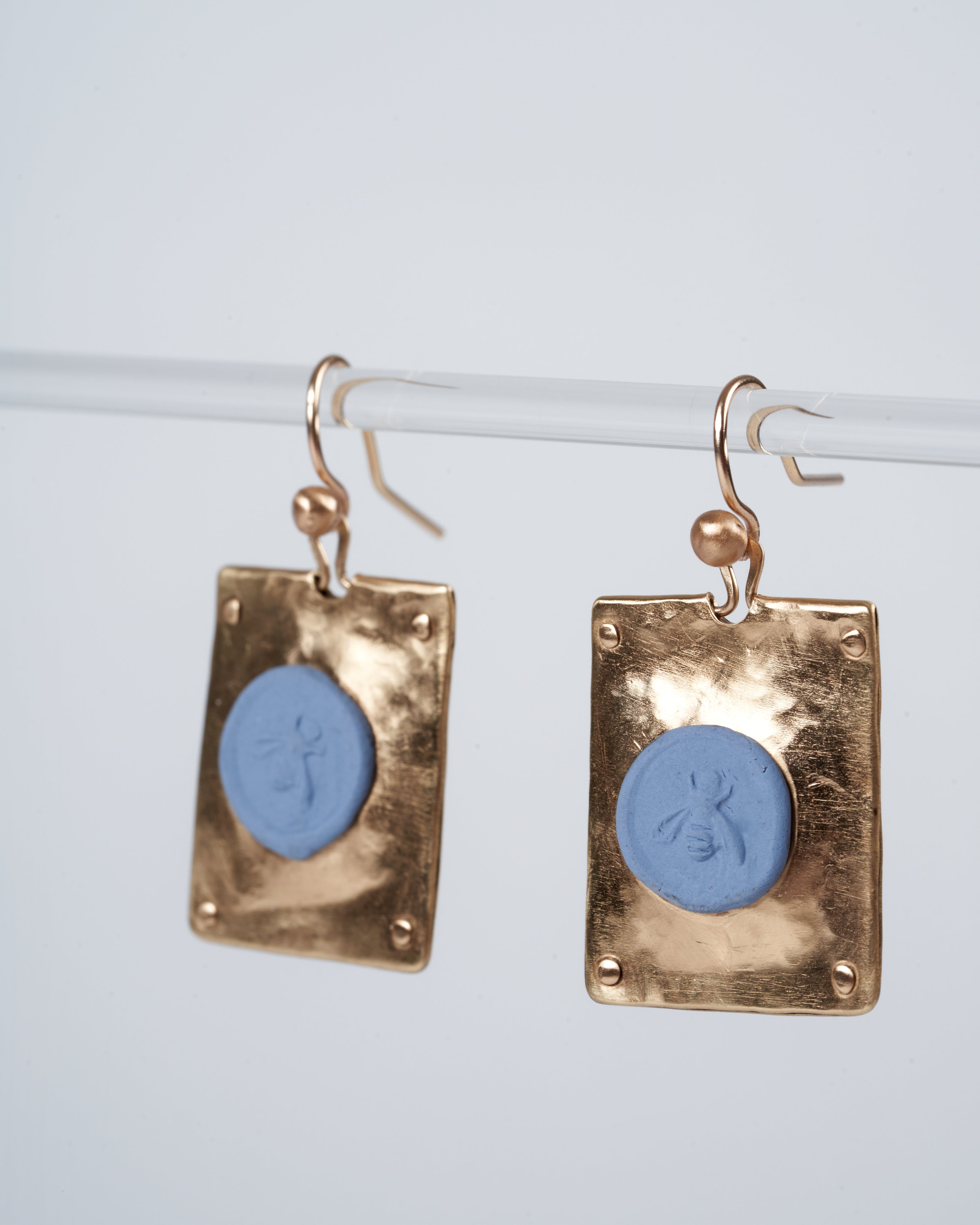 julie cohn designs, bee wedgwood cameo earring - light blue and gold