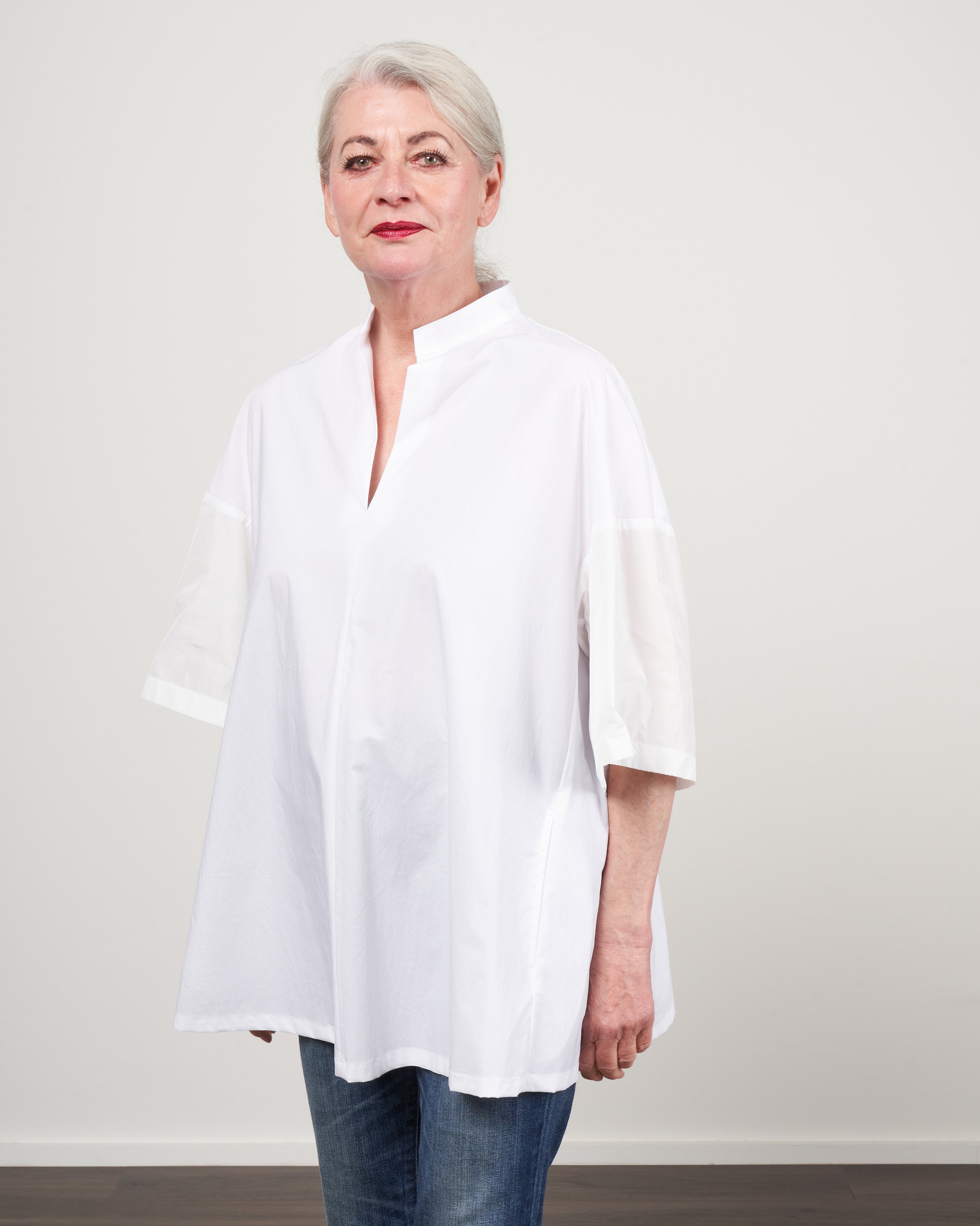 katharina hovman, big shirt - white