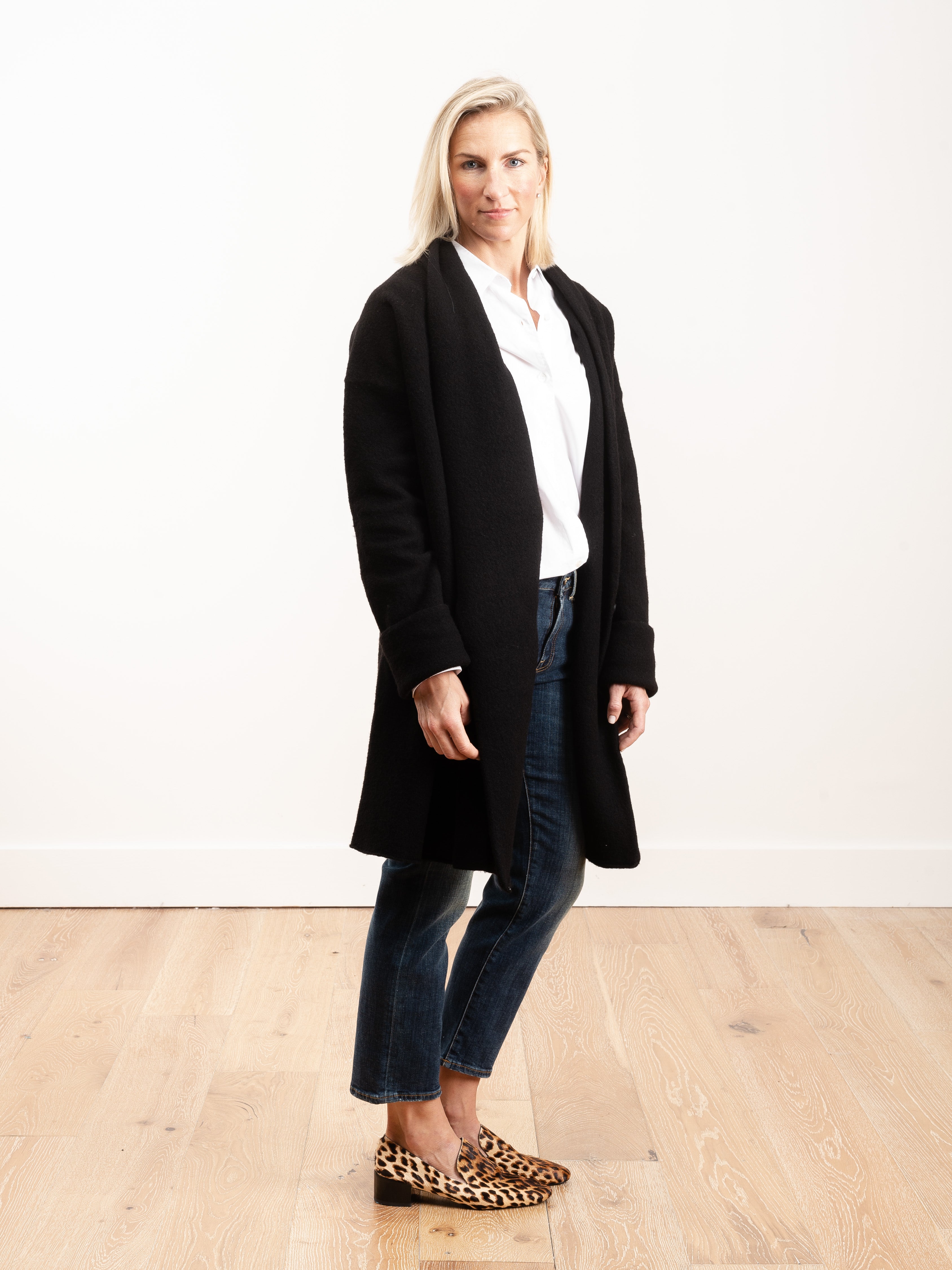 inhabit, boiled wool coat - black