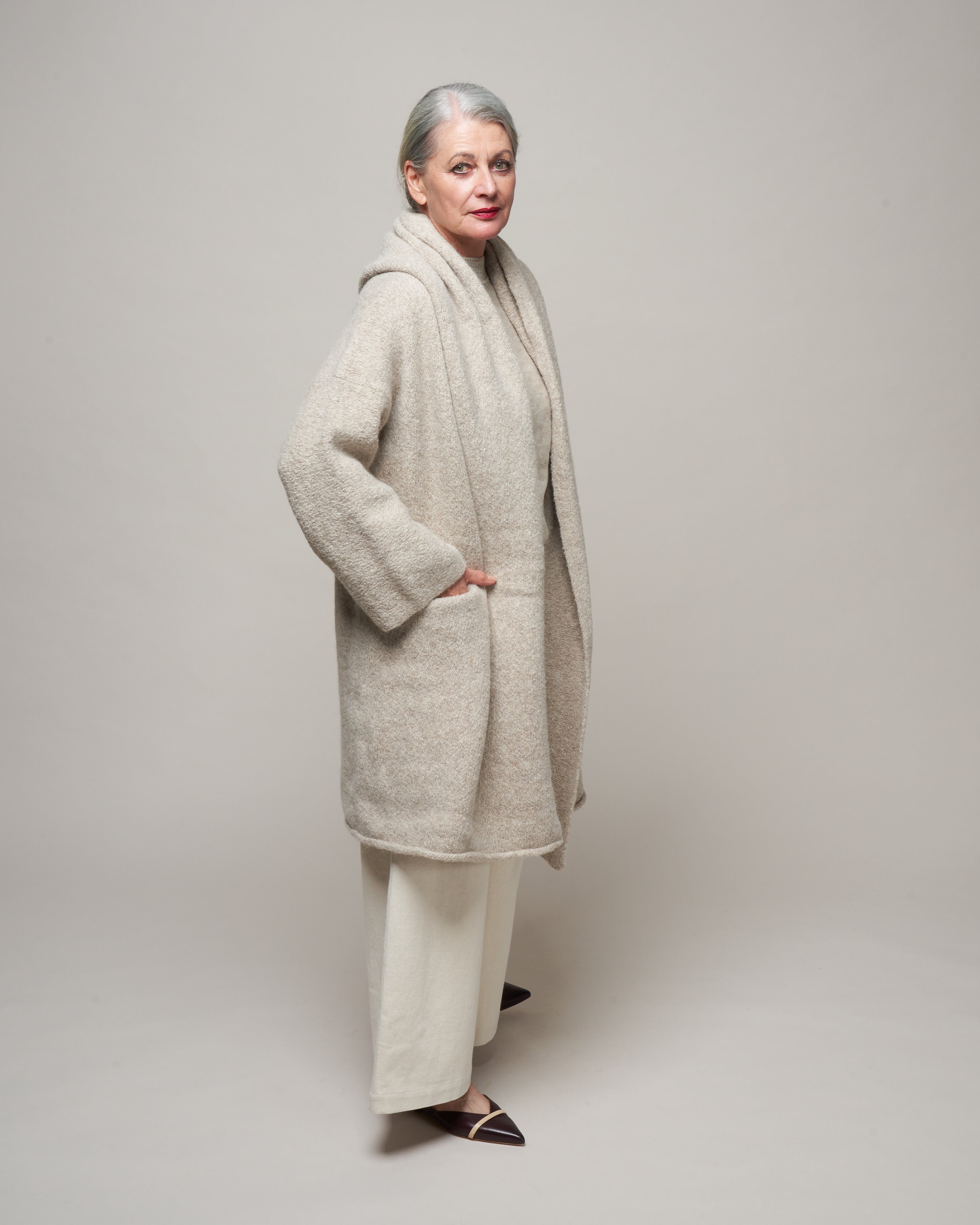 lauren manoogian, capote coat - aspen