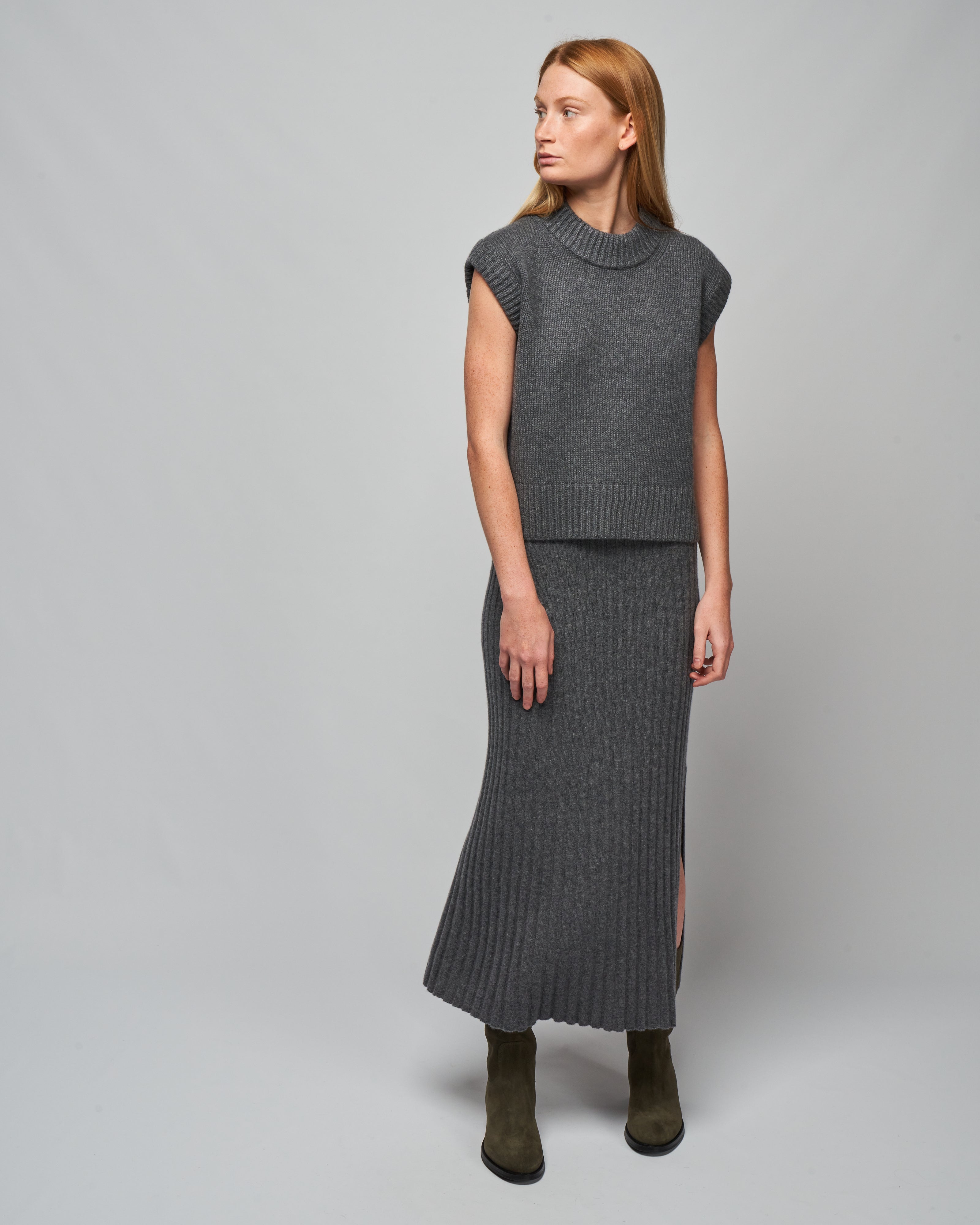 lisa yang, celine skirt - graphite