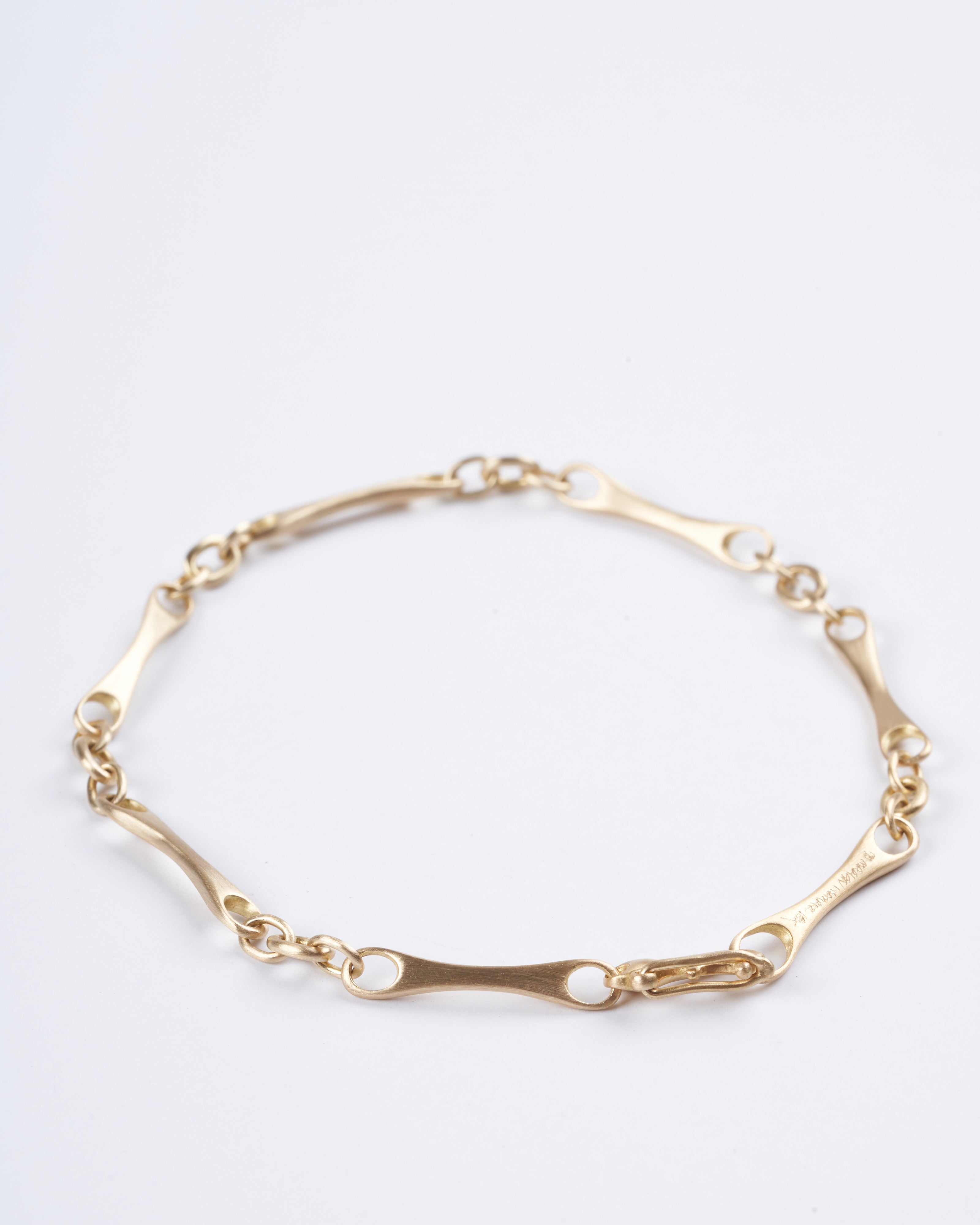 marian maurer, city bar link small bracelet - yellow gold