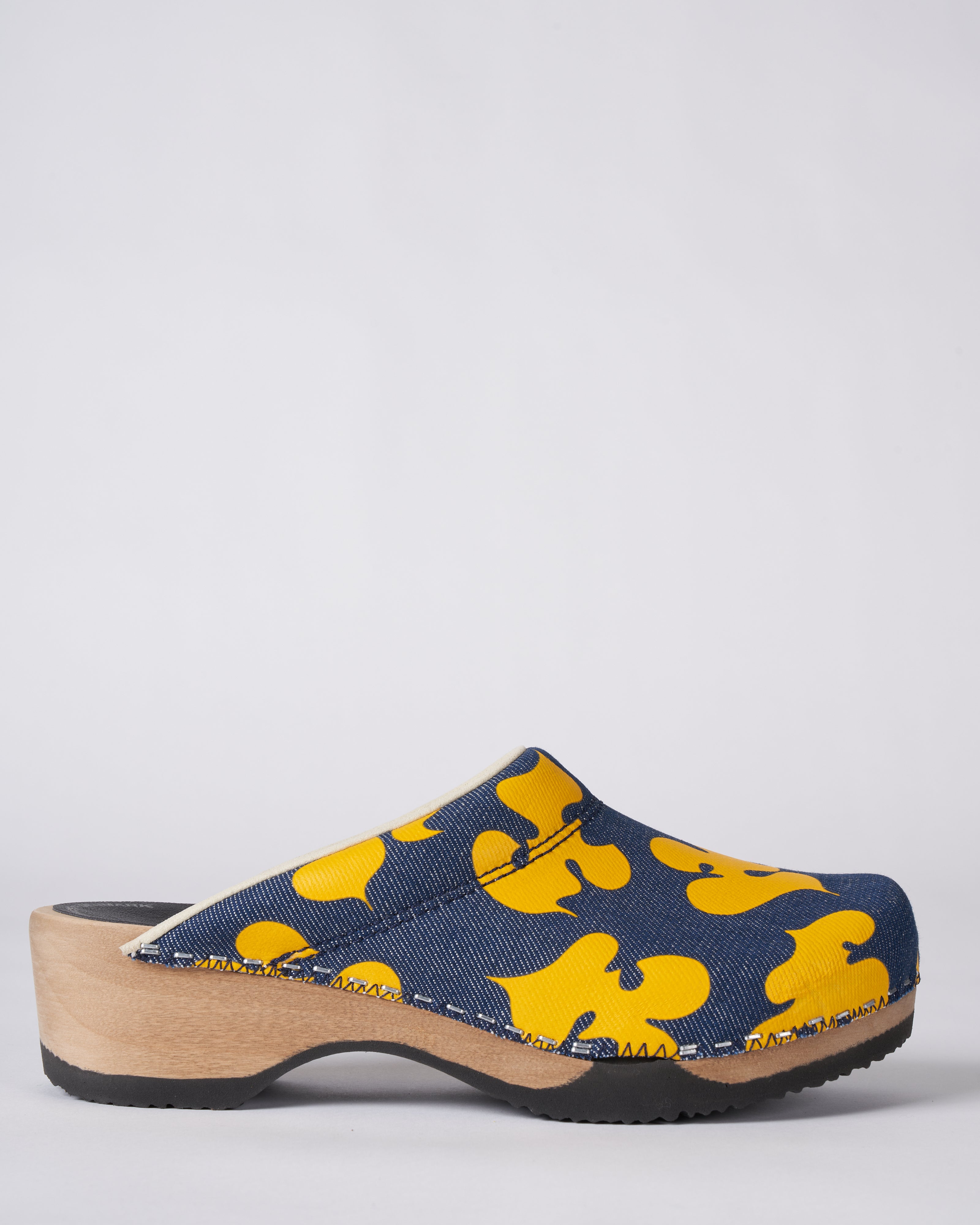 magnafied, embla clog - yellow/denim