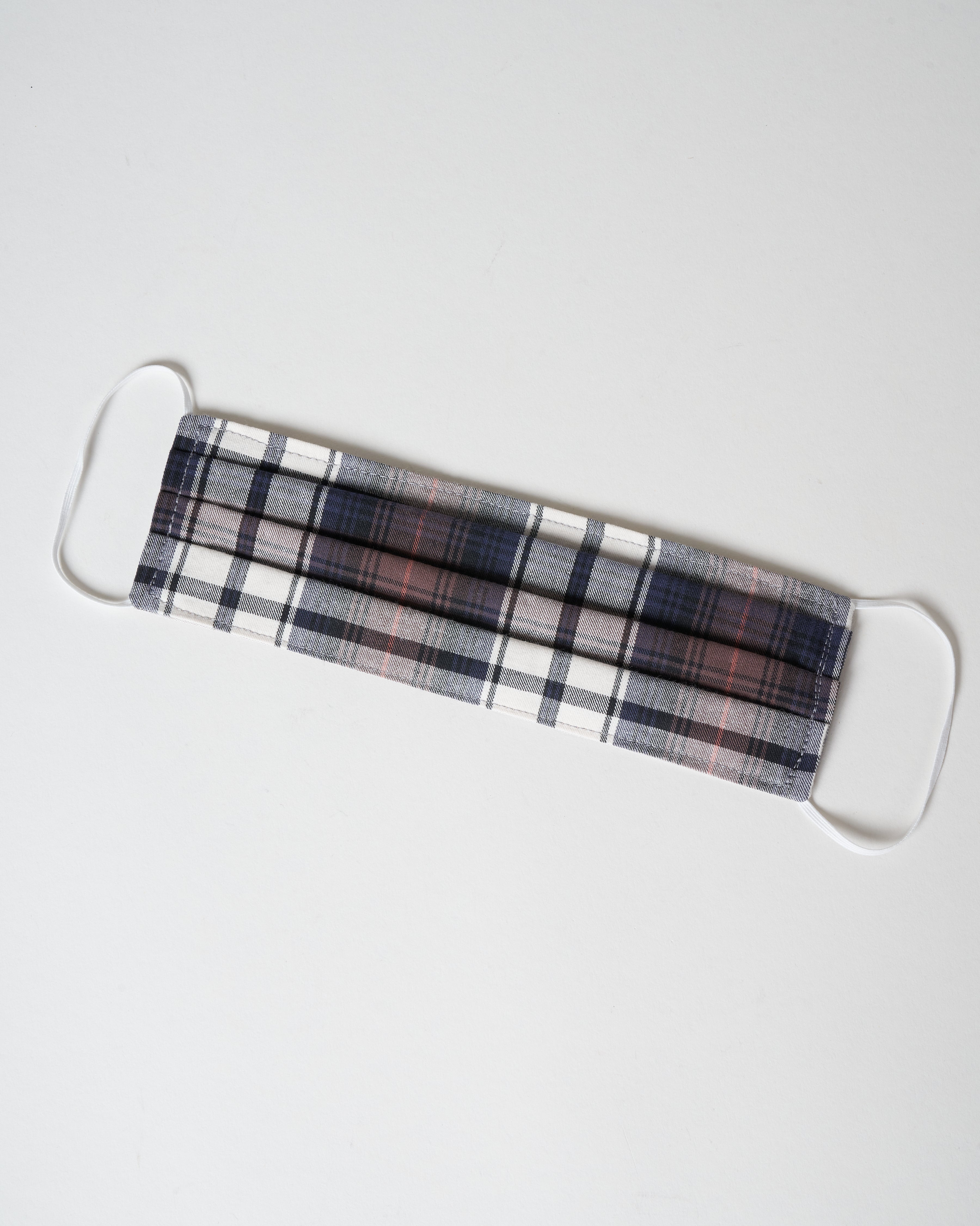 jennifer hoertz, face mask - brown tartan