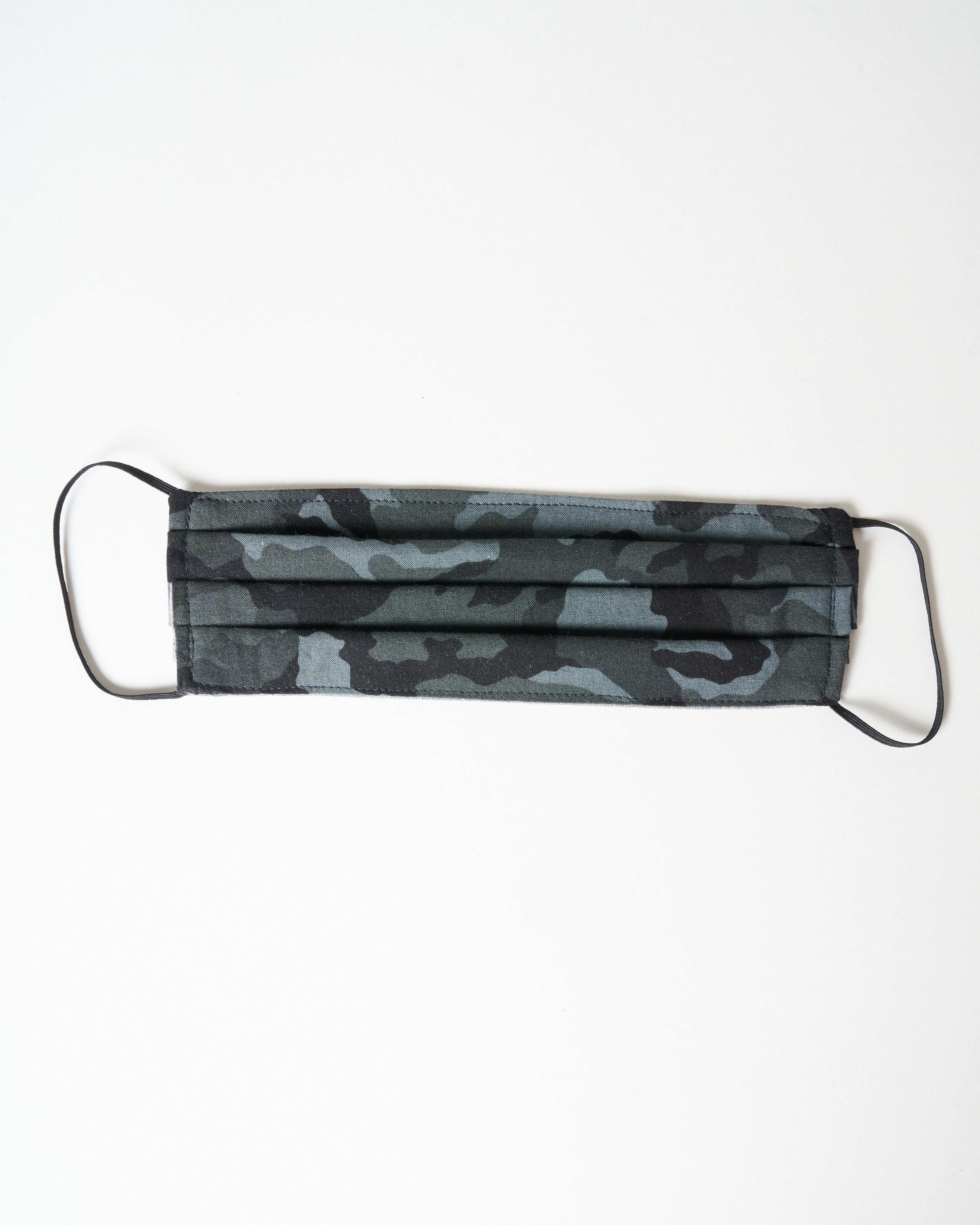 jennifer hoertz, face mask - japanese camo grey