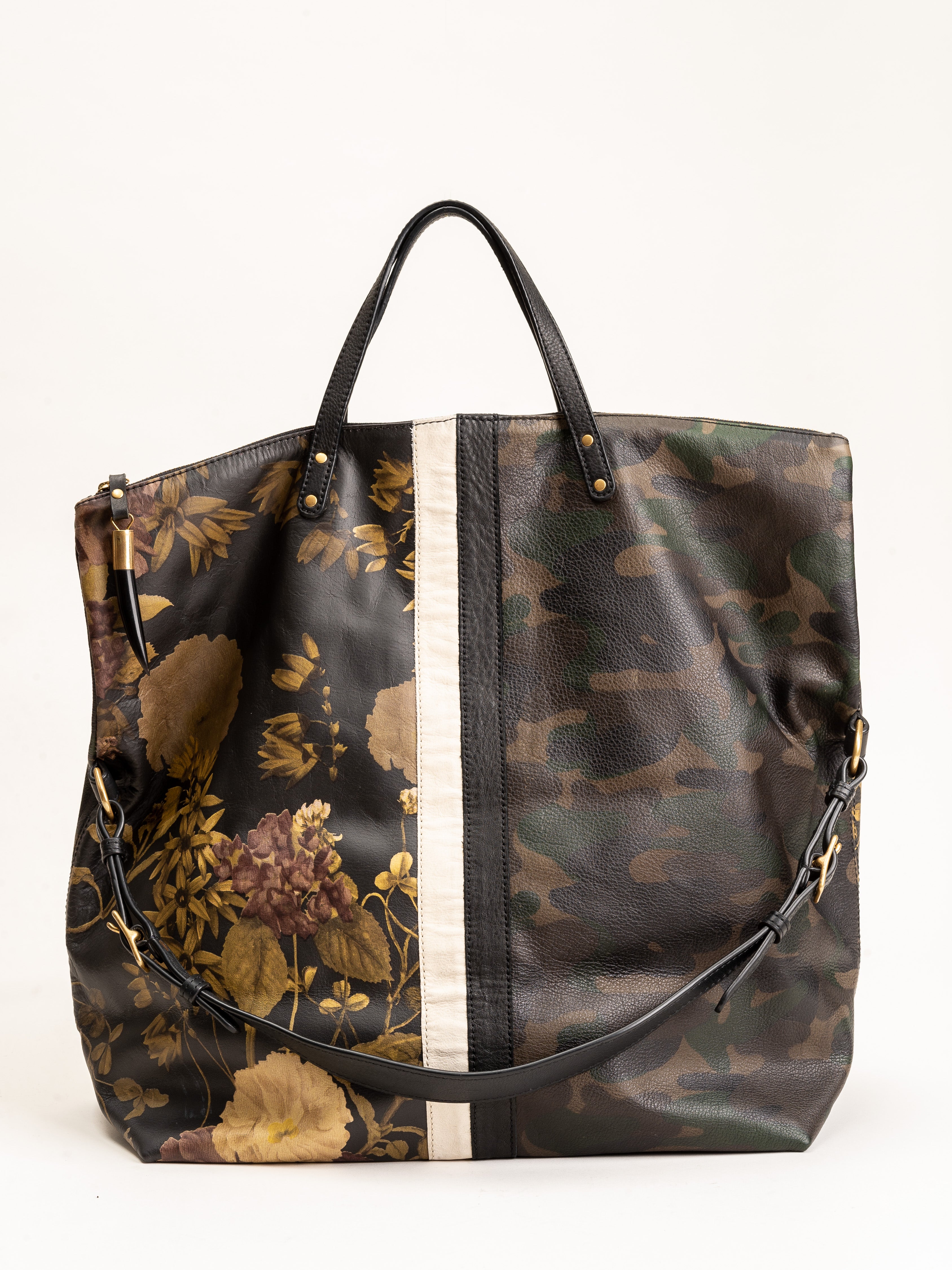 kempton and co, foldover tote - black peony & dark camo