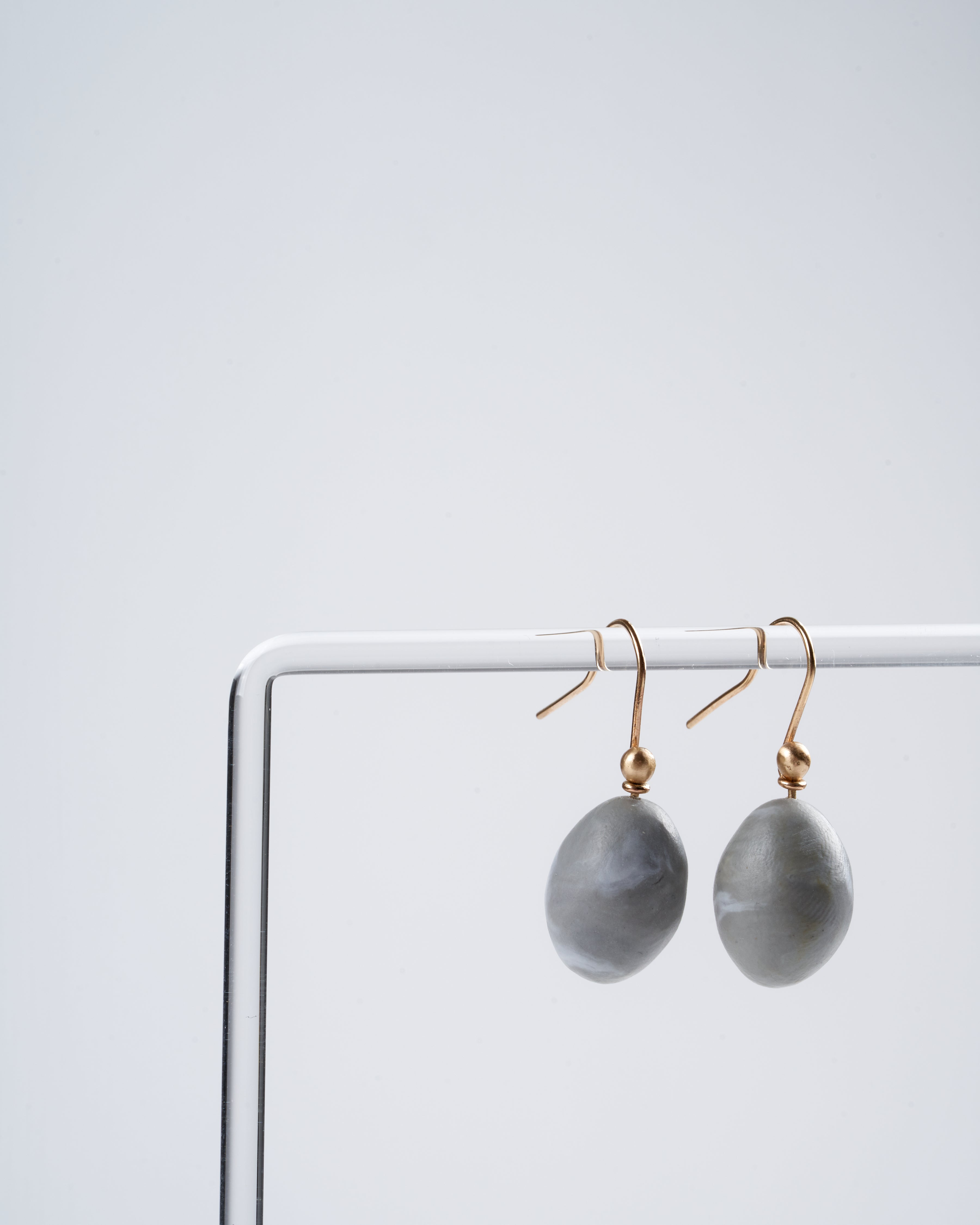 julie cohn designs, grigio grey clay egg earring - grey