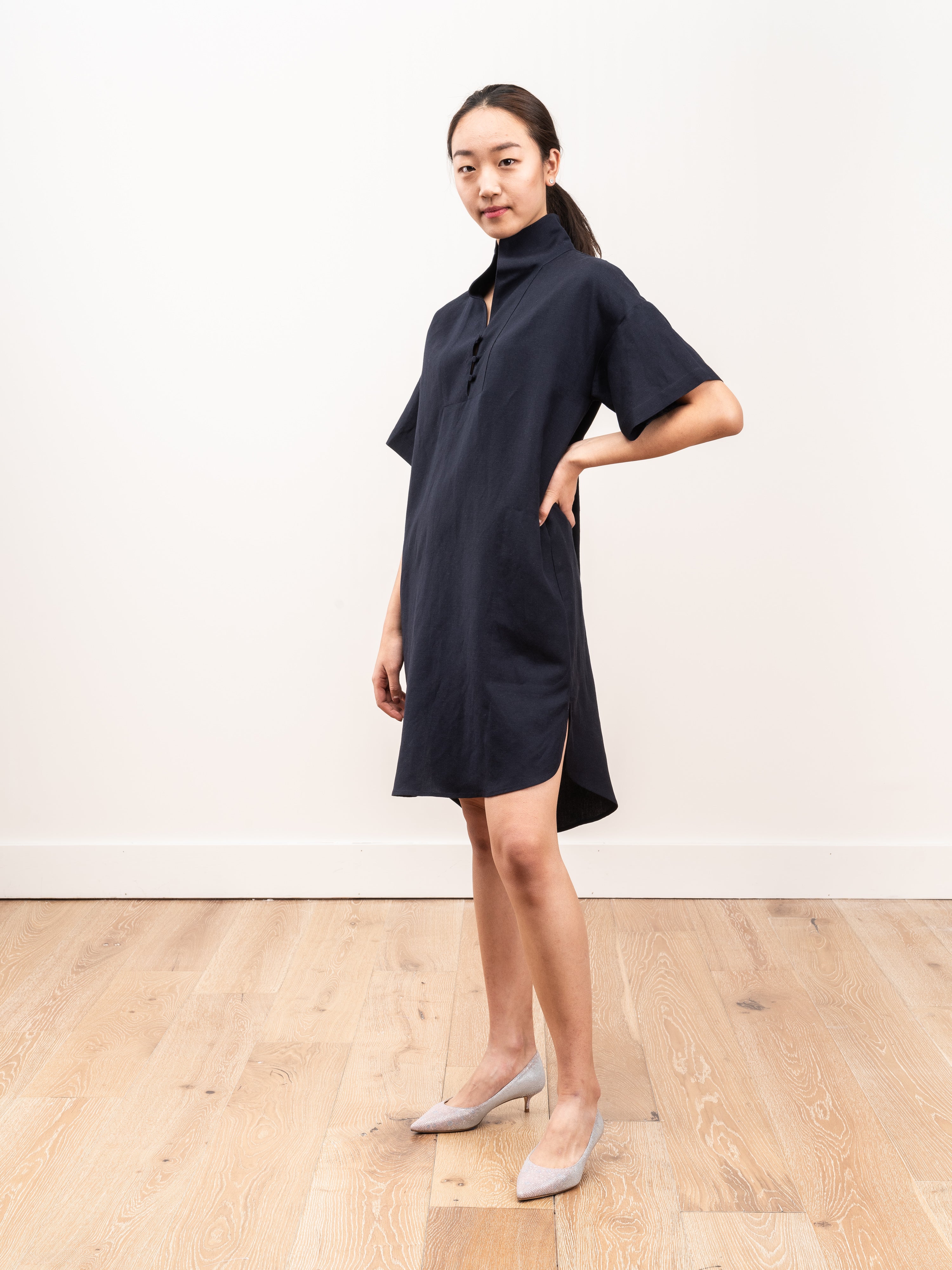 kallmeyer, mockneck tunic dress - navy linen