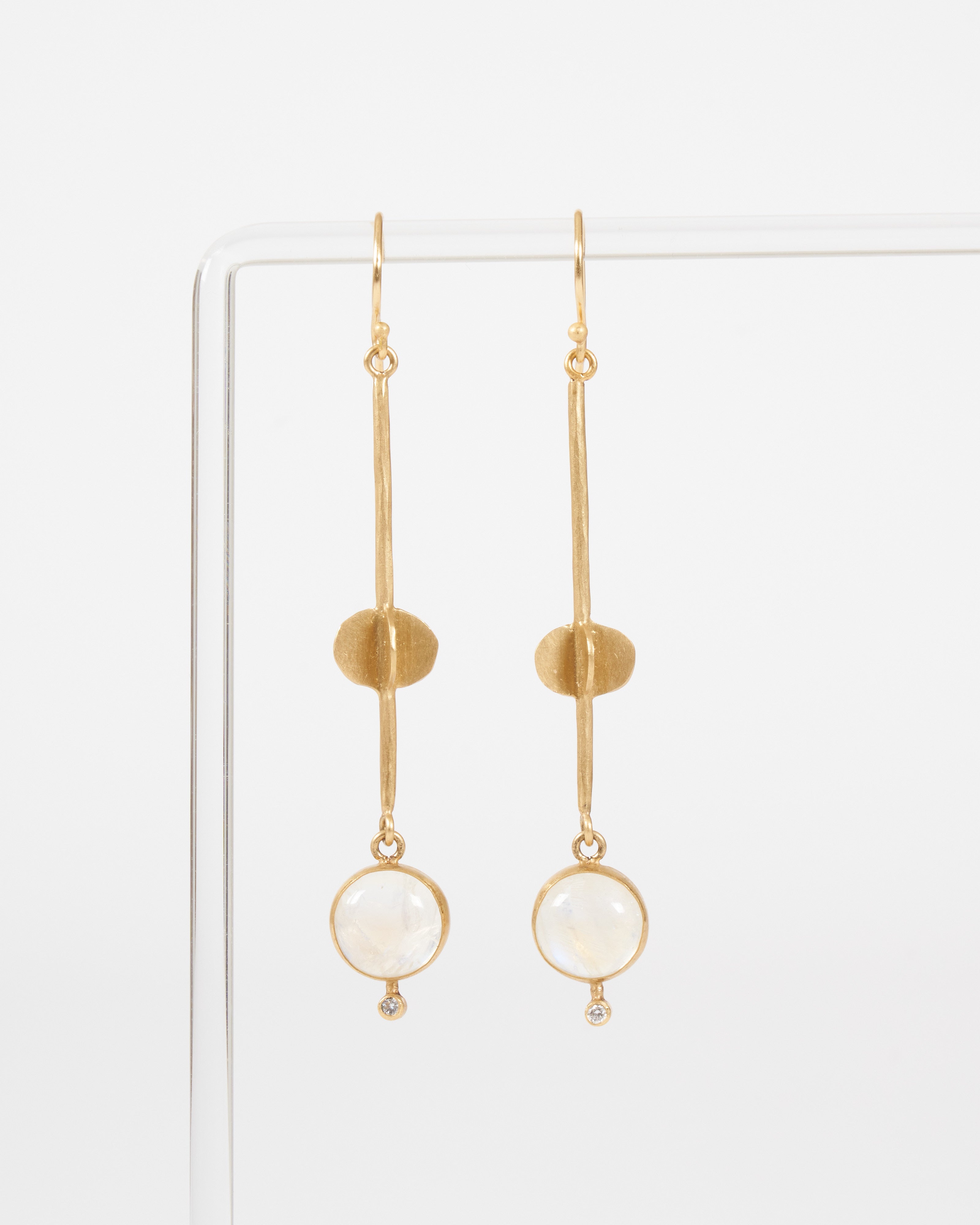 margery hirschey, moonstone circle earrings