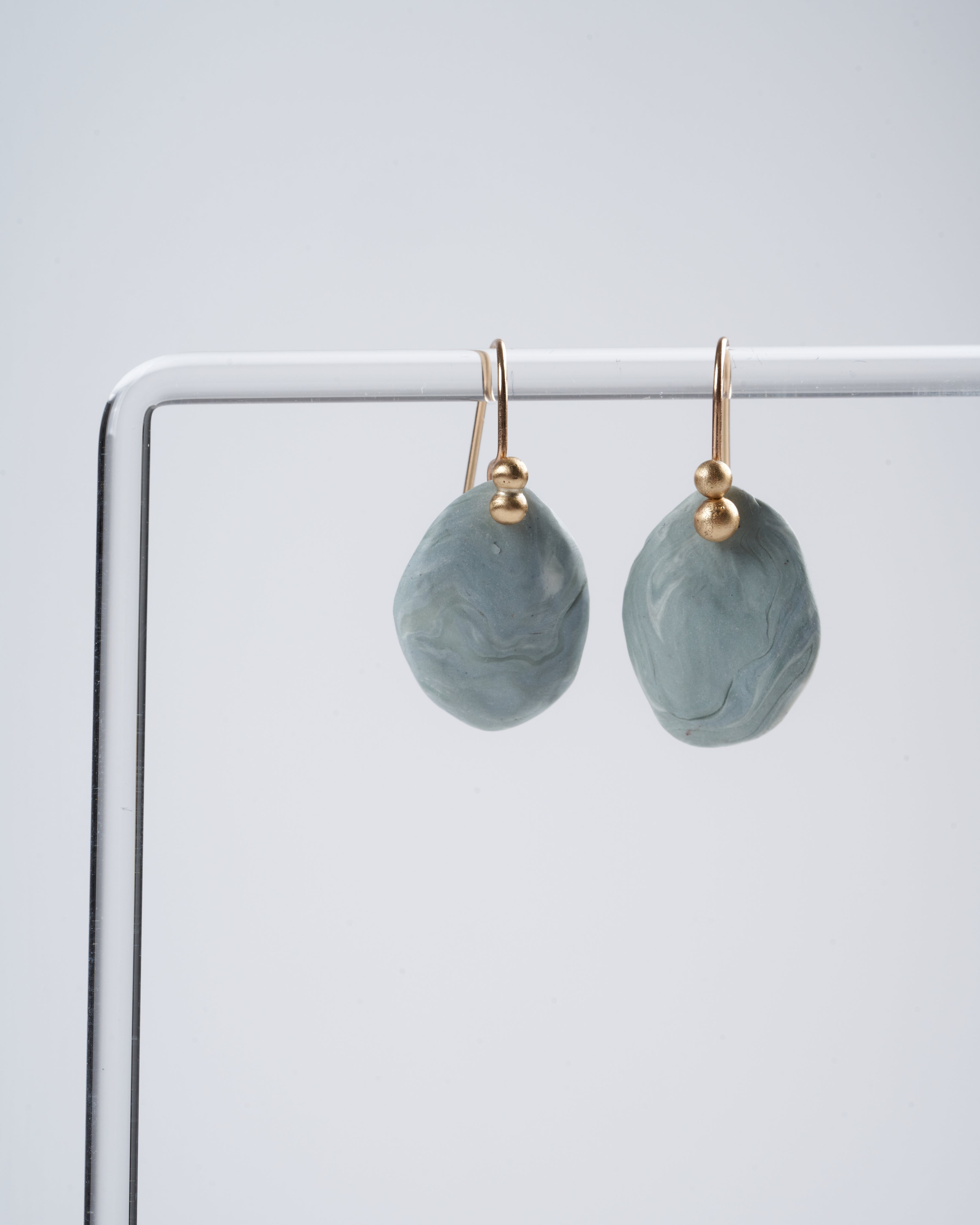 julie cohn designs, moss pebble clay earring - light blue