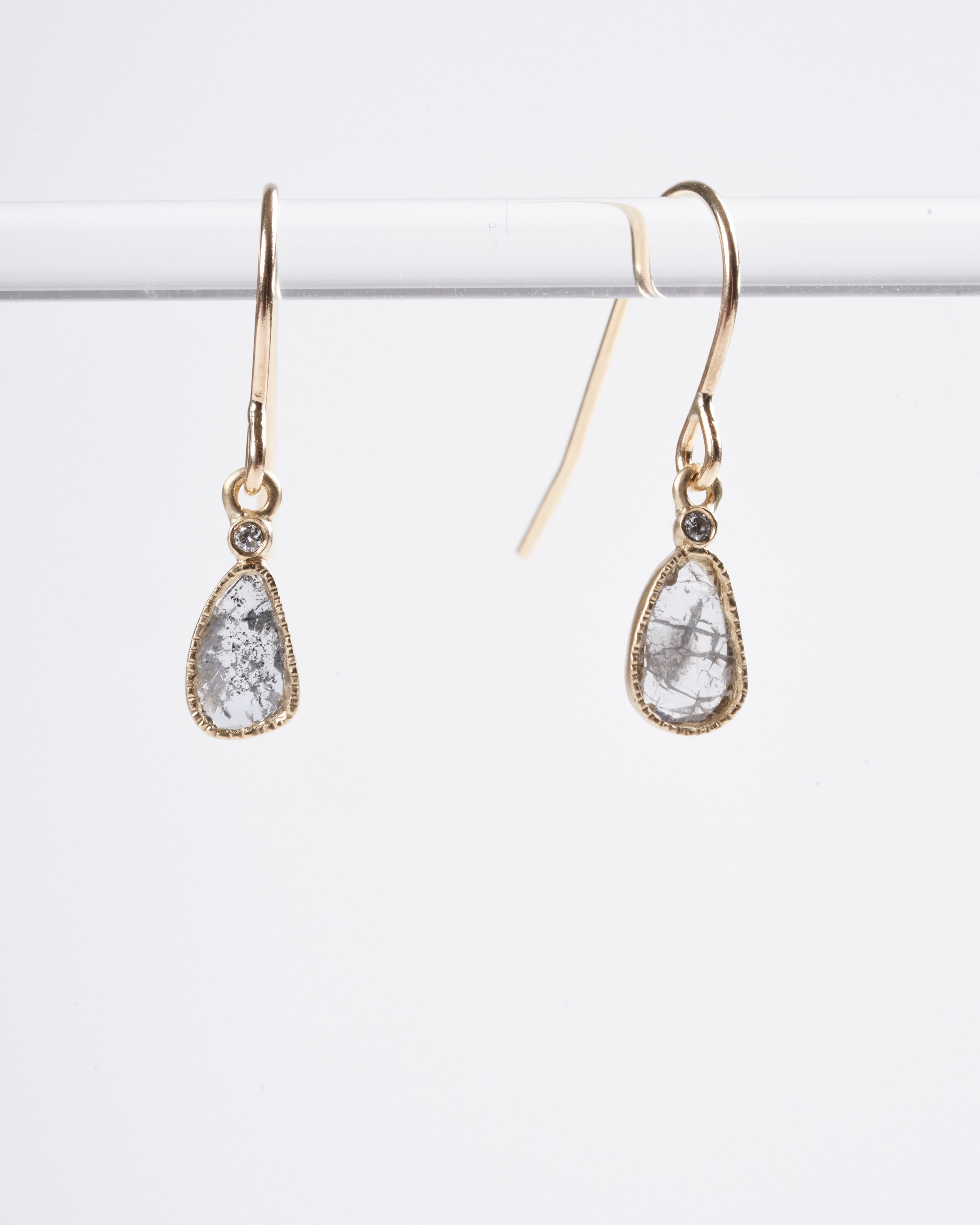 lio and linn, ofk diamond slice earrings - gold