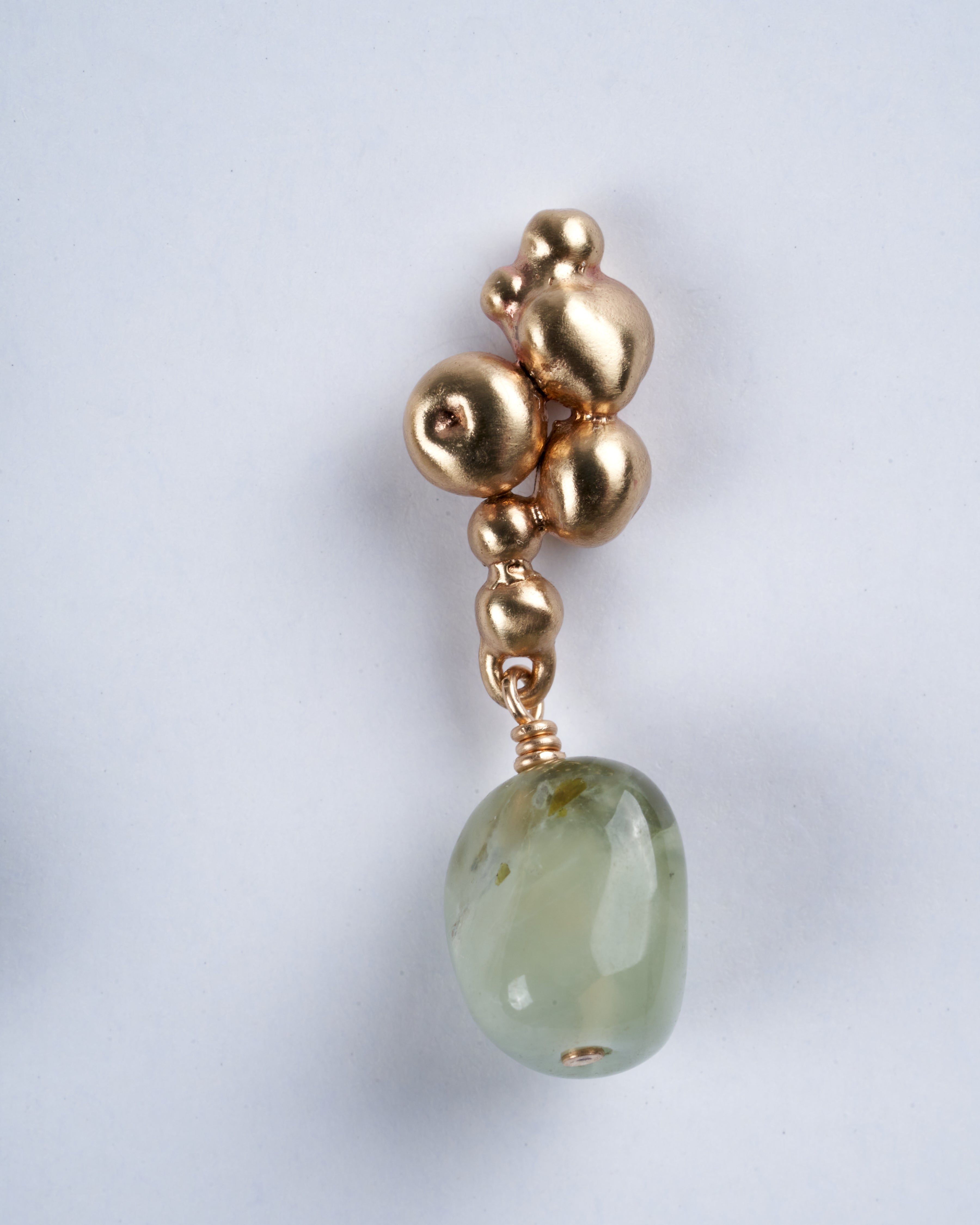 julie cohn designs, ore prehnite earring - gold/green