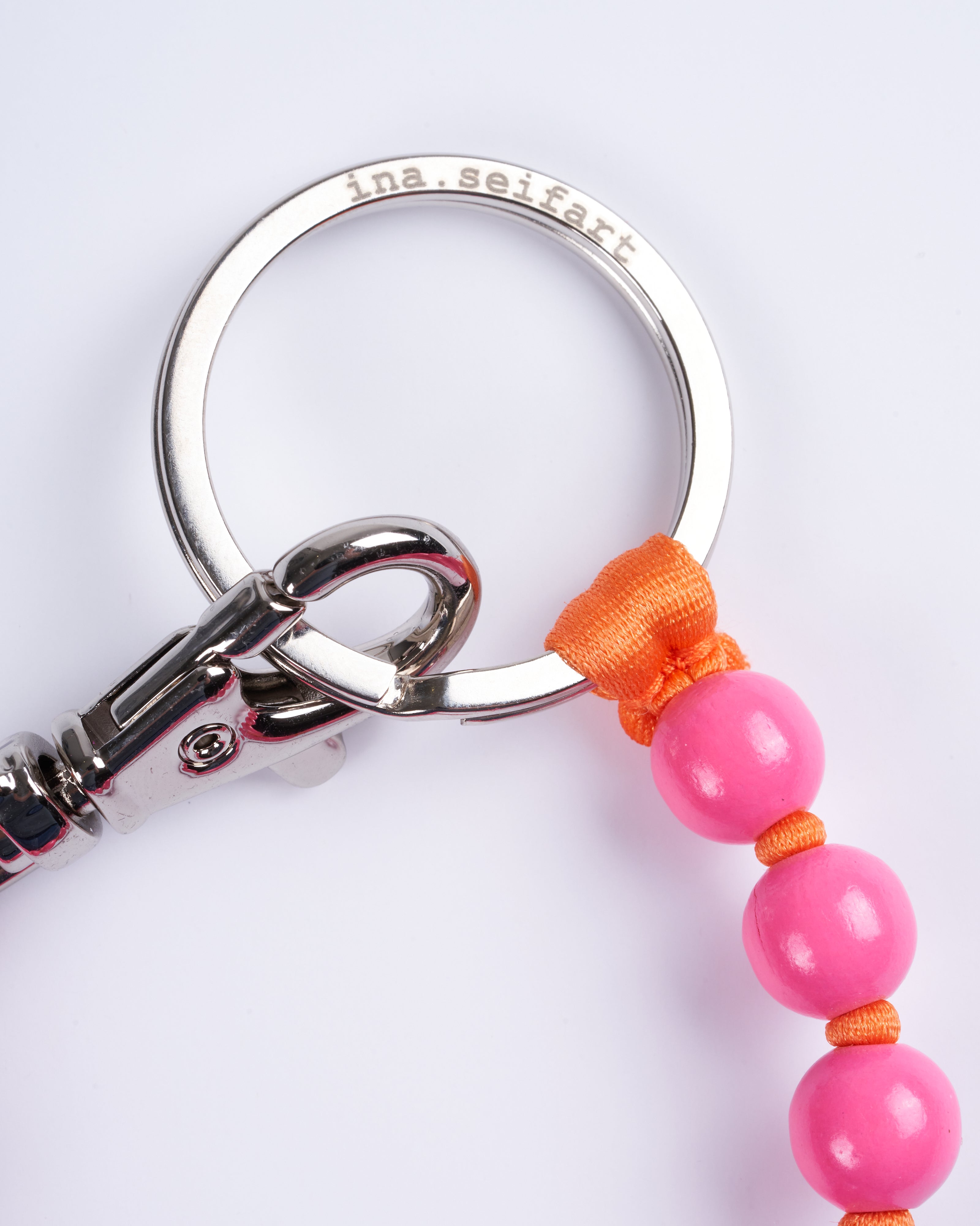 ina seifart, perlen short keyholder - pink orange