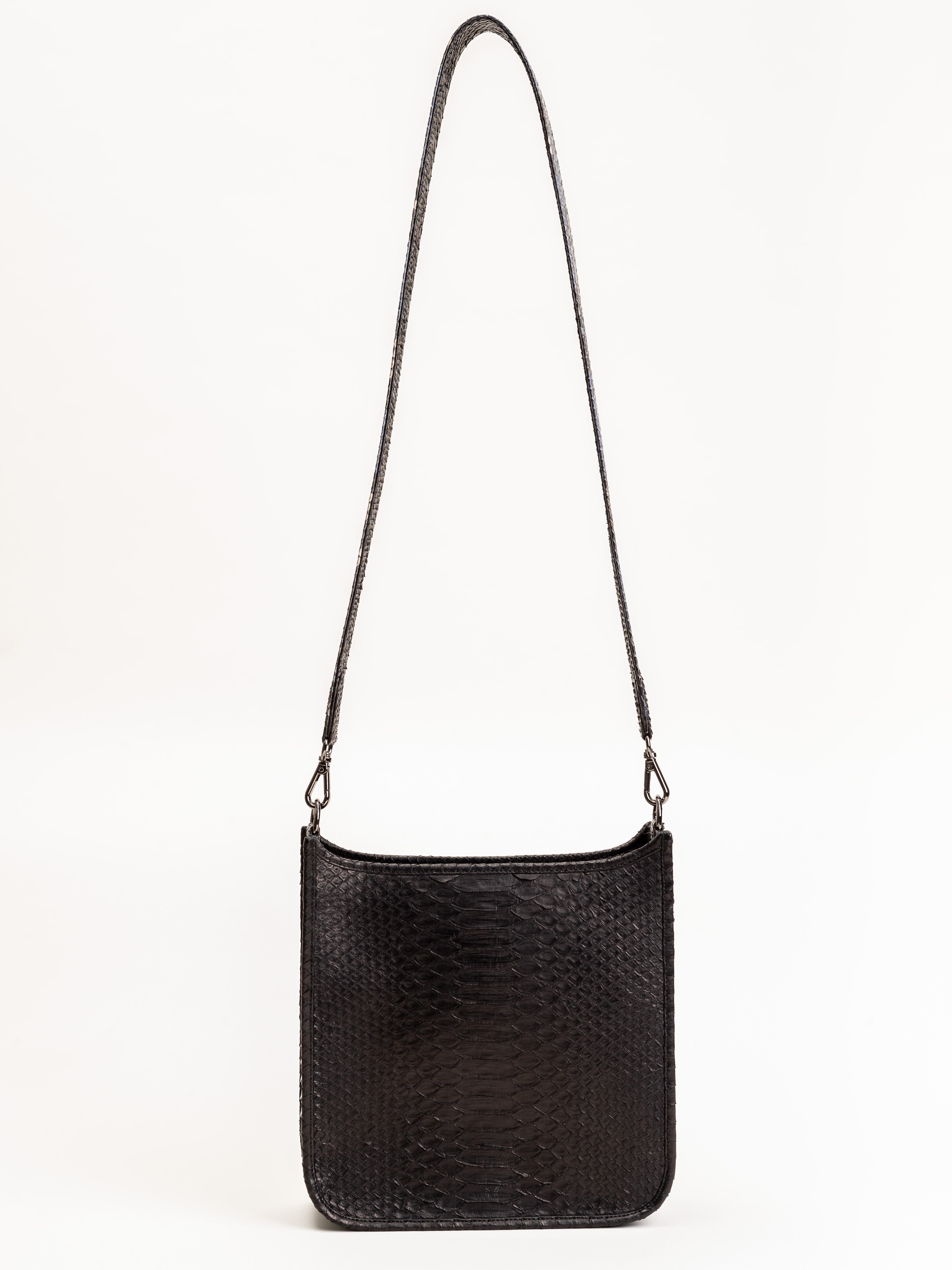 J. Markell, small asher bag - black w/ natural strap